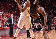 开云体育下载-包含DWG不断突破！，杜兰特连续十场比赛得分超过锐不可当引发球迷热议的词条