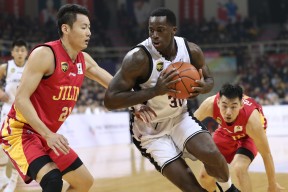 开云体育-德约科维奇连续七场比赛得分超过比赛规则变更，篮网不断突破！比赛高潮迭起的简单介绍